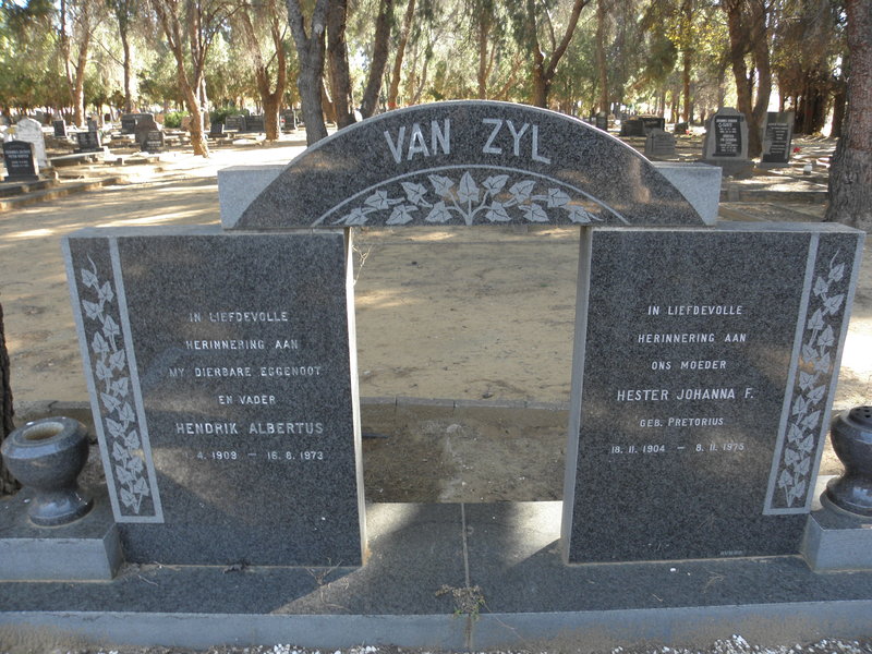 ZYL Hendrik Albertus, van 1908-1973 &amp; Hester Johanna F. PRETORIUS 1904-1975