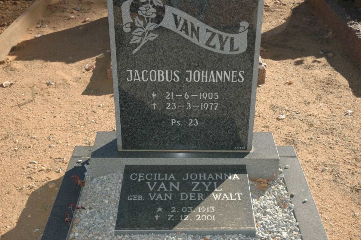 ZYL Jacobus Johannes, van 1905-1977 &amp; Cecilia Johanna VAN DER WALT 1913-2001