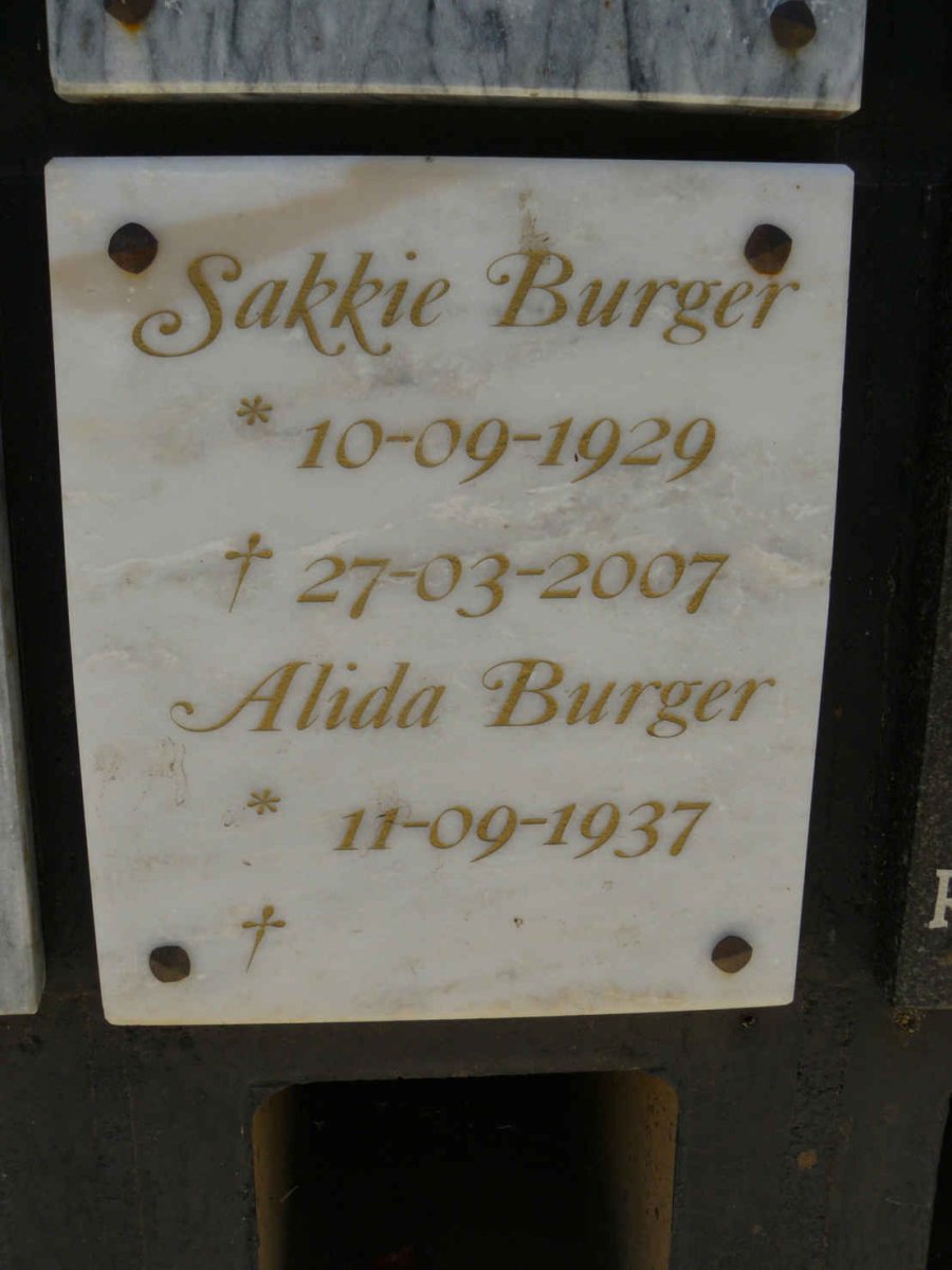 BURGER Sakkie 1929-2007 &amp; Alida 1937-