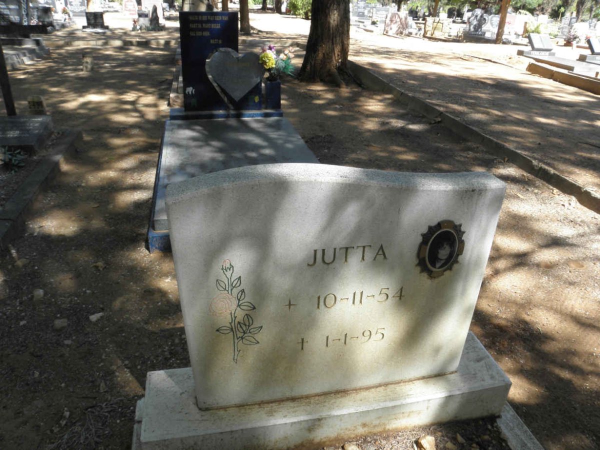 ? Jutta 1954-1995