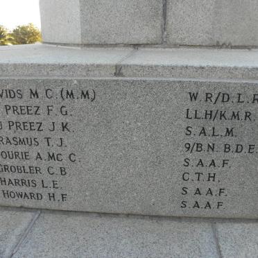 07. War Memorial 
