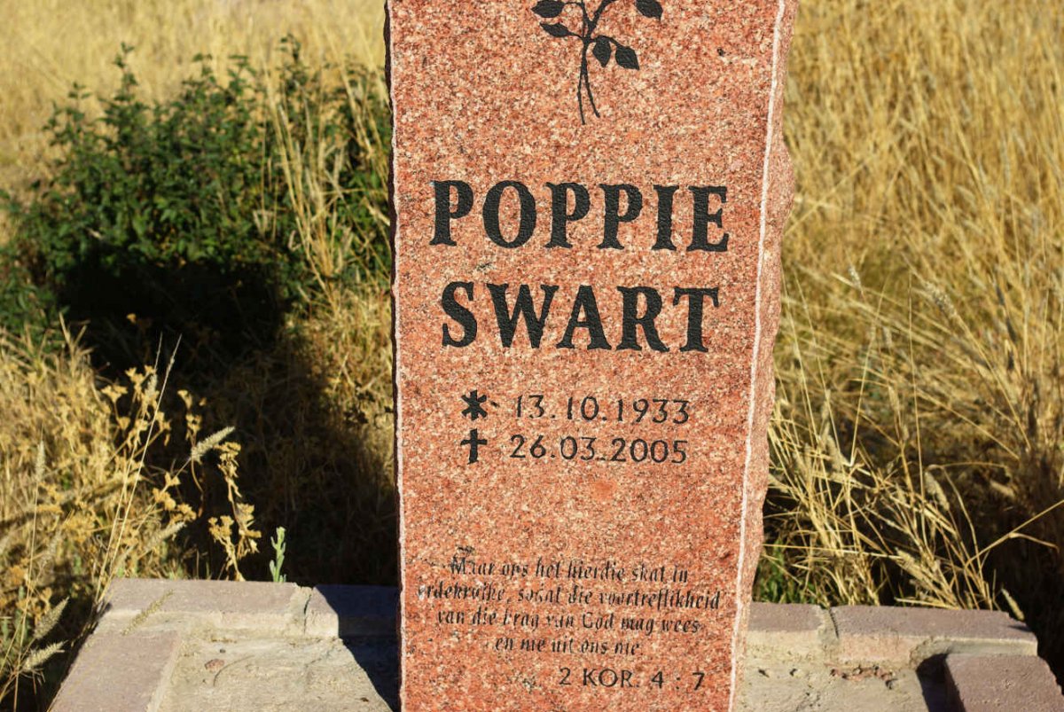 SWART Poppie 1933-2005