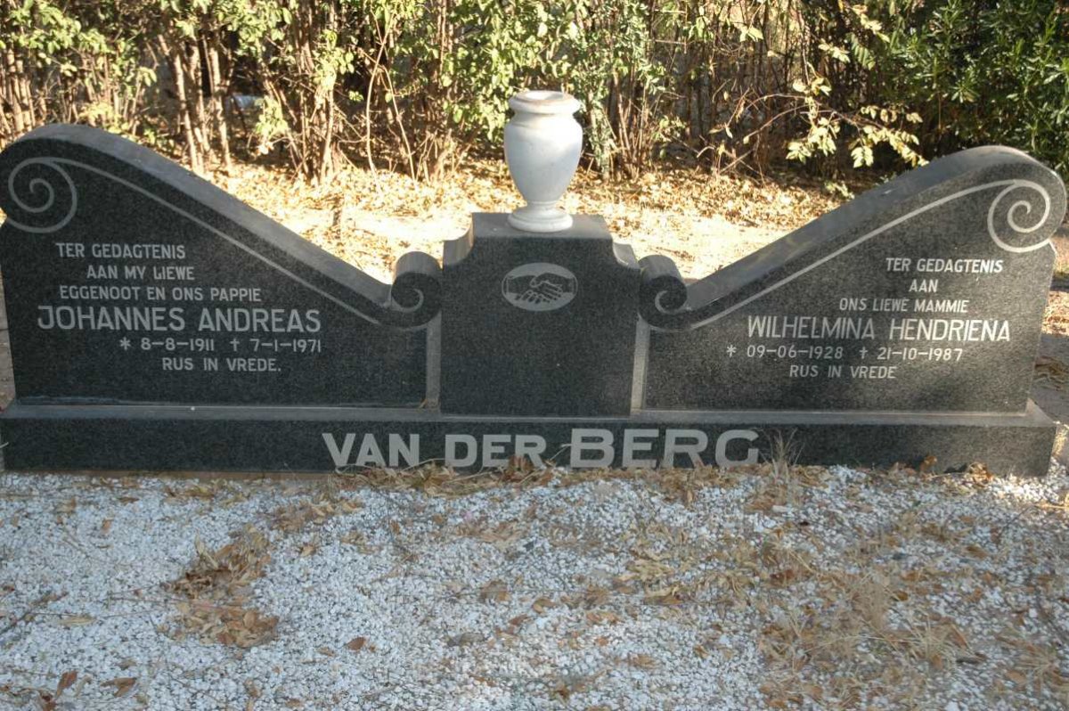 BERG Johannes Andreas, van der 1911-1971 &amp; Wilhelmina Hendriena 1928-1987