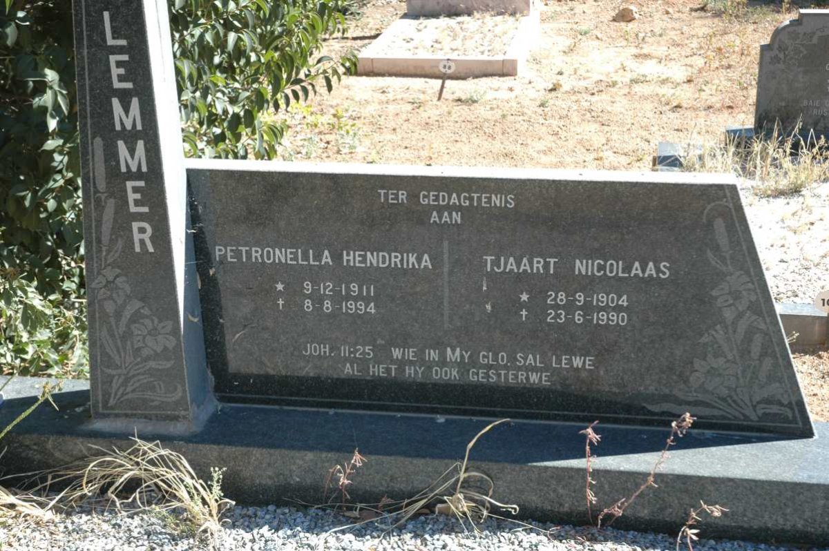 LEMMER Tjaart Nicolaas 1904-1990 &amp; Petronella Hendrika 1911-1994