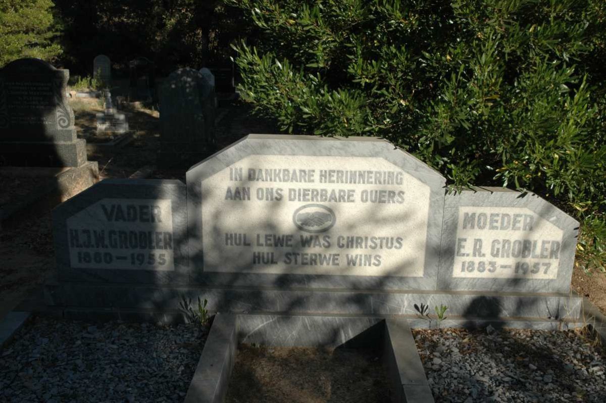 GROBLER H.J.W. 1880-1955 &amp; E.R. 1883-1957