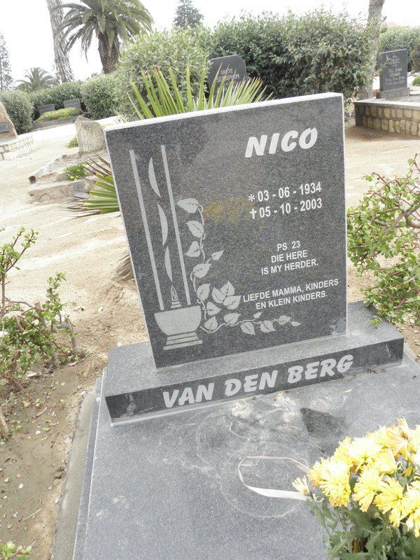 BERG Nico, van den 1934-2003
