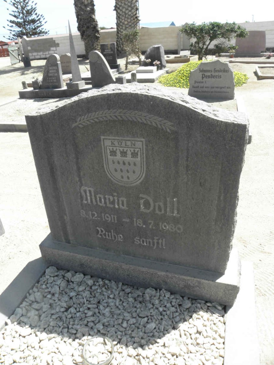 DOLL Maria 1911-1980