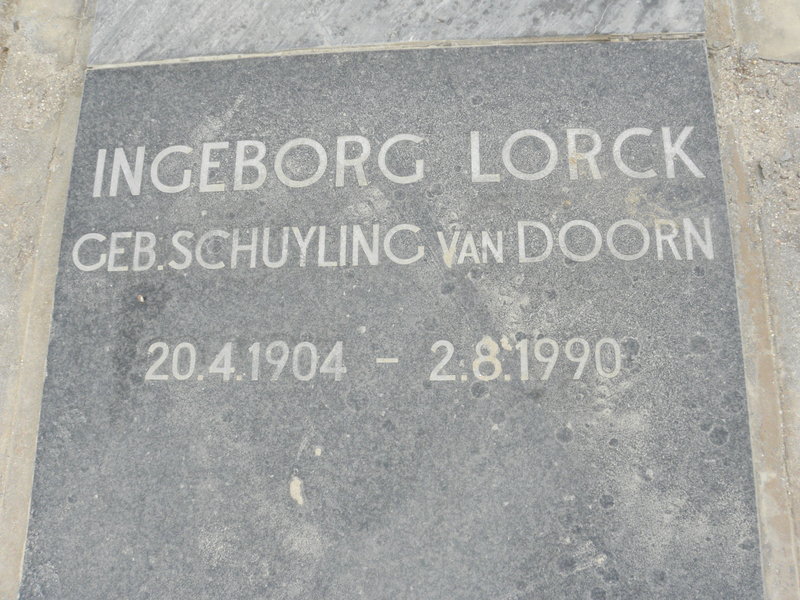 DOORN Marie, van 1868-1949 :: LORCK Ingeborg nee SCHUYLING VAN DOORN 1904-1990