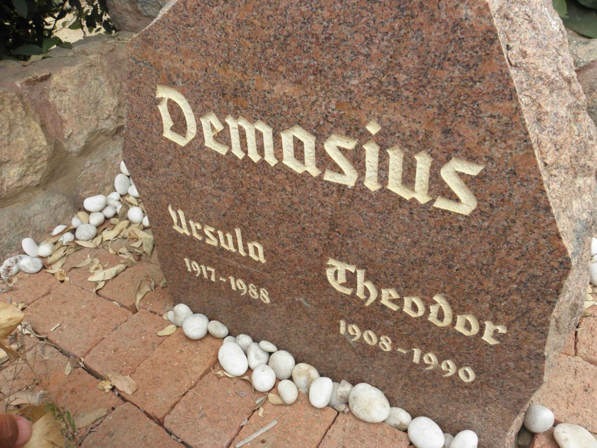 DEMASIUS Theodor 1908-1990 &amp; Ursula 1917-1988
