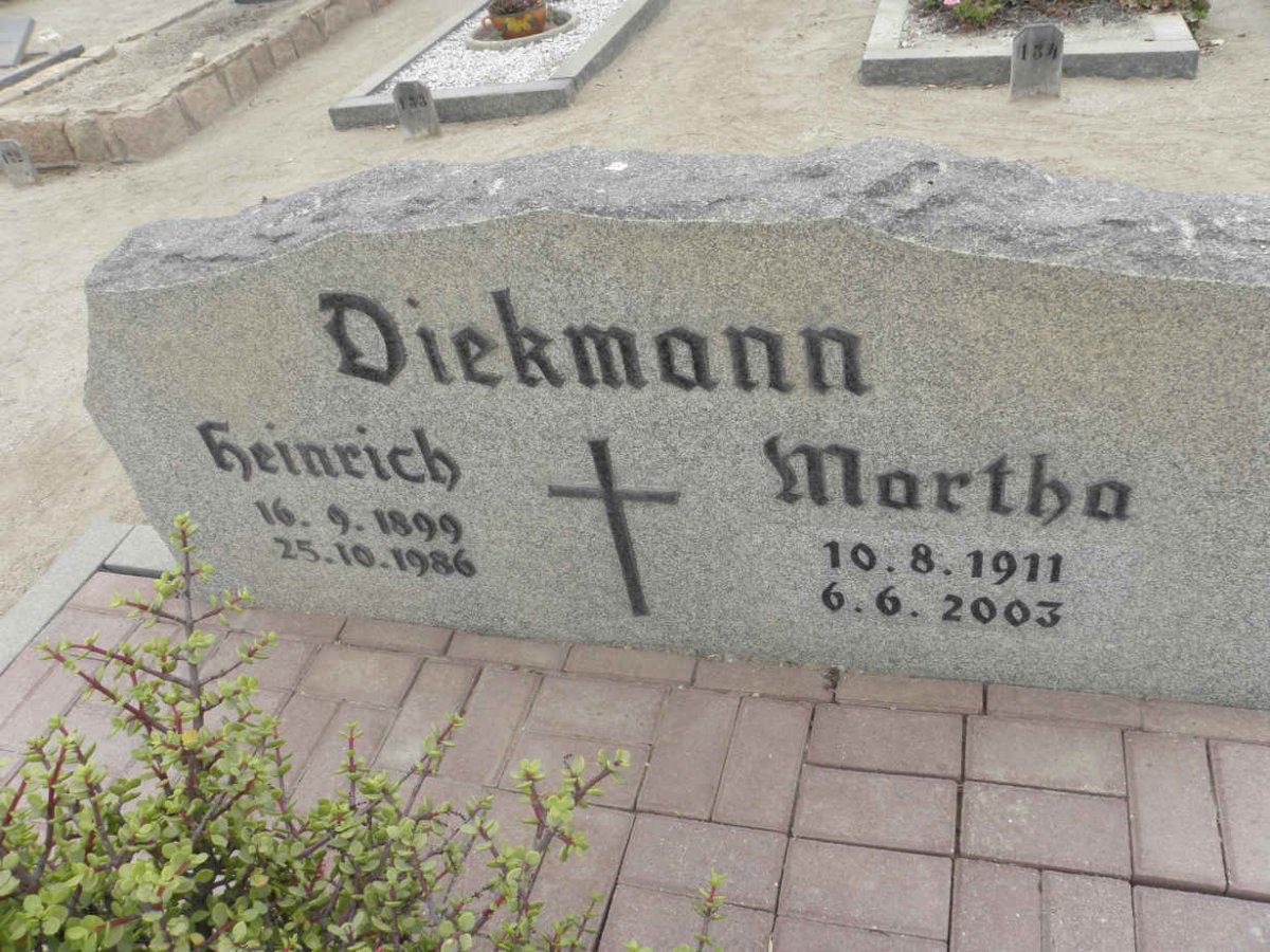 DIEKMANN Heinrich 1899-1986 &amp; Martha 1911-2003