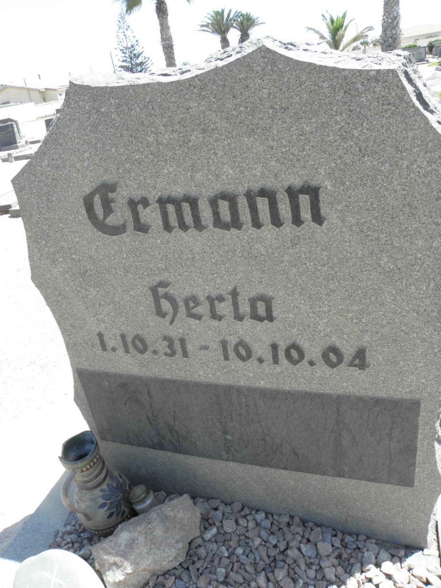 ERMANN Herta 1931-2004