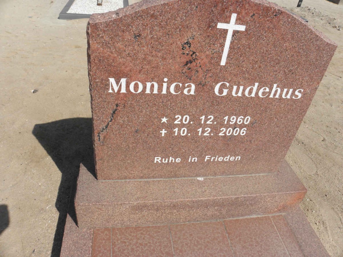 GUDEHUS Monica 1960-2006