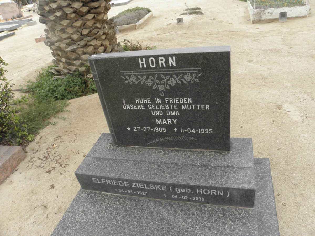 HORN Mary 1909-1995 :: ZIELSKE Elfriede nee HORN 1927-2005