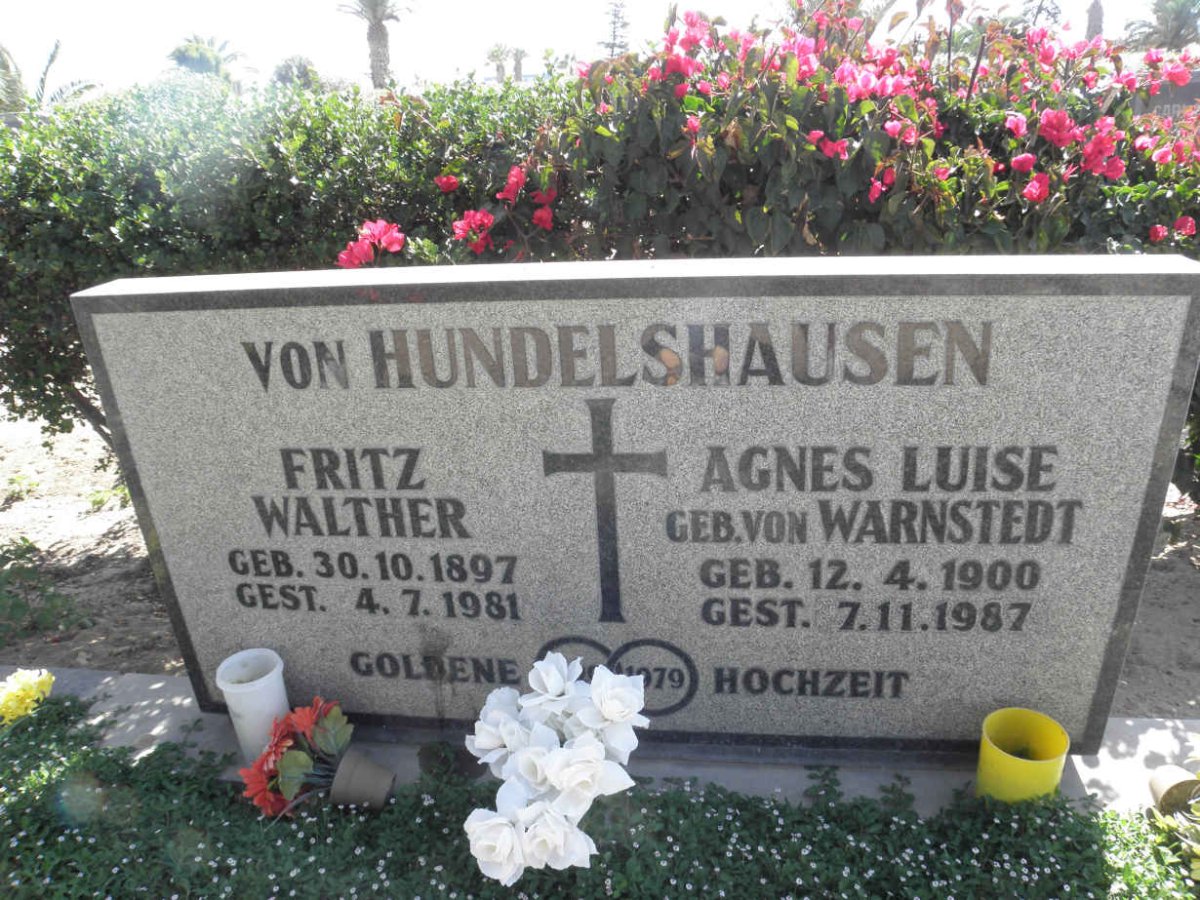 HUNDELSHAUSEN Fritz Walther, von 1897-1981 &amp; Agnes Luise von WARNSTEDT 1900-1987