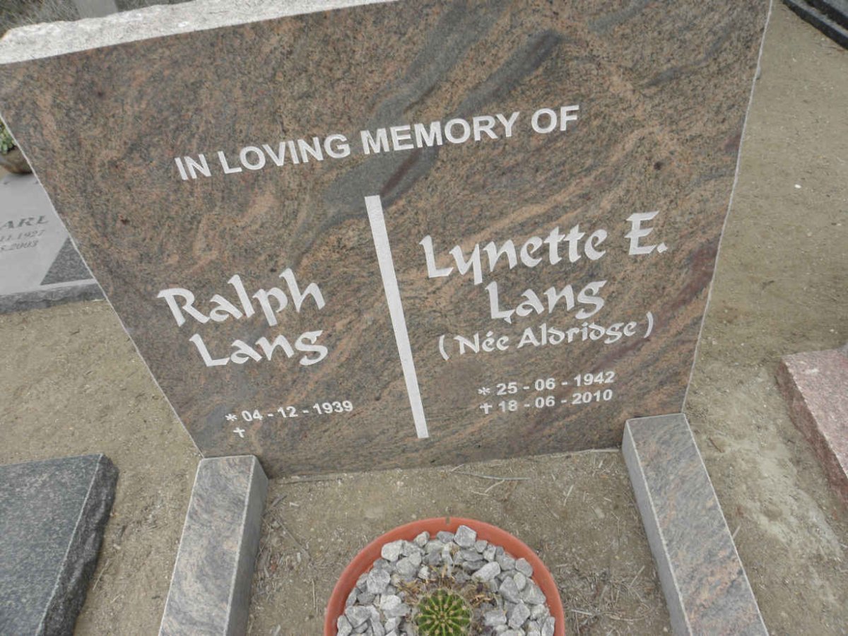 LANG Ralph 1939-  &amp; Lynette E. ALDRIDGE 1942-2010