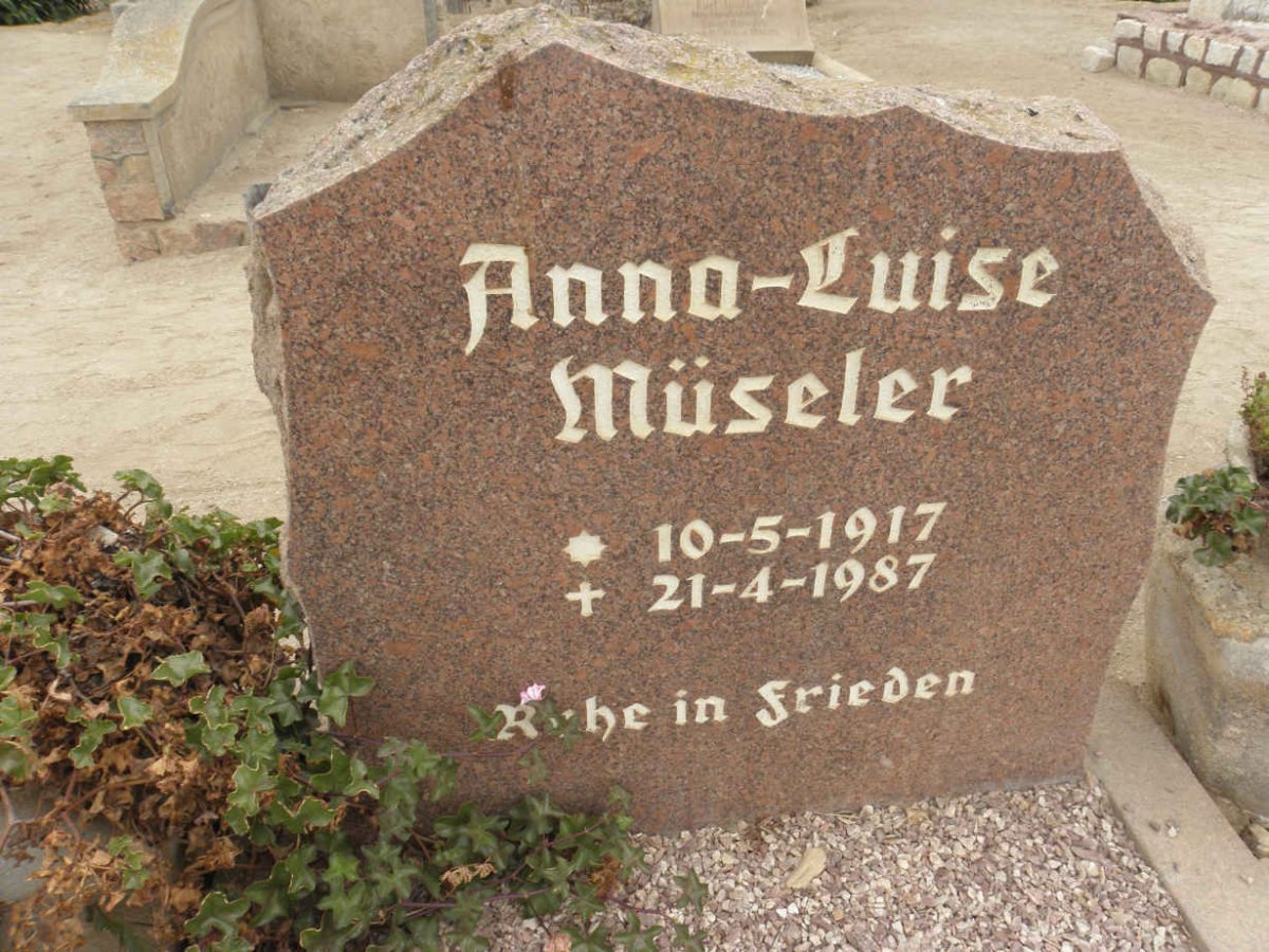 MÜSELER Anna-Luise 1917-1987