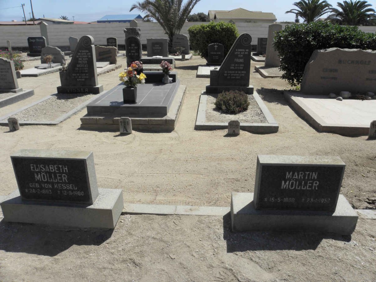 MÖLLER Martin 1908-1952 &amp; Elisabeth von KESSEL 1893-1980