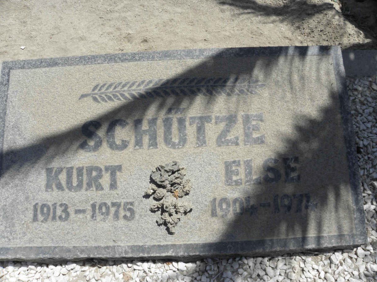 SCHÜTZE Kurt 1913-1975 &amp; Else 1904-1971