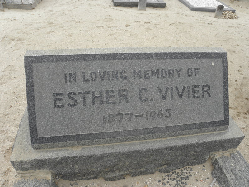VIVIER Esther C. 1877-1963