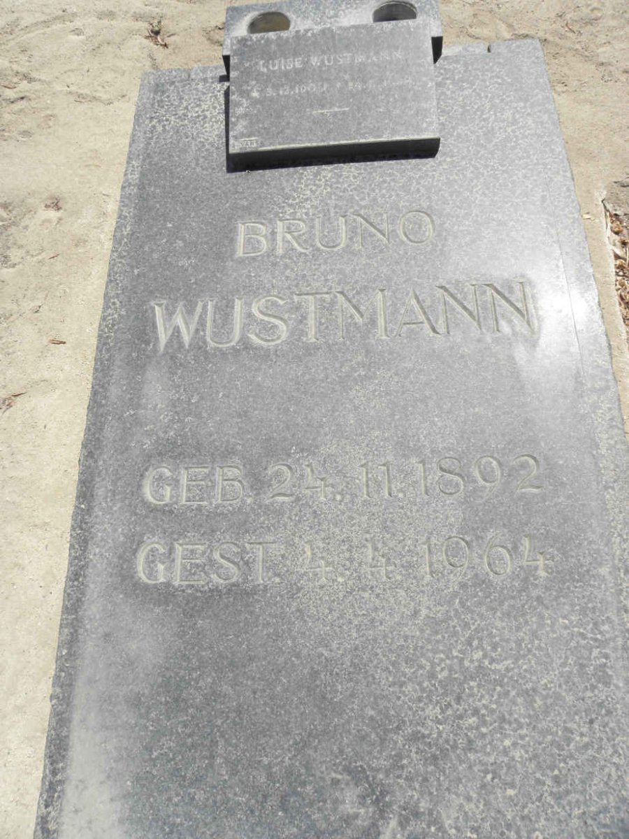 WUSTMANN Bruno 1892-1964 &amp; Luise 1900-1988