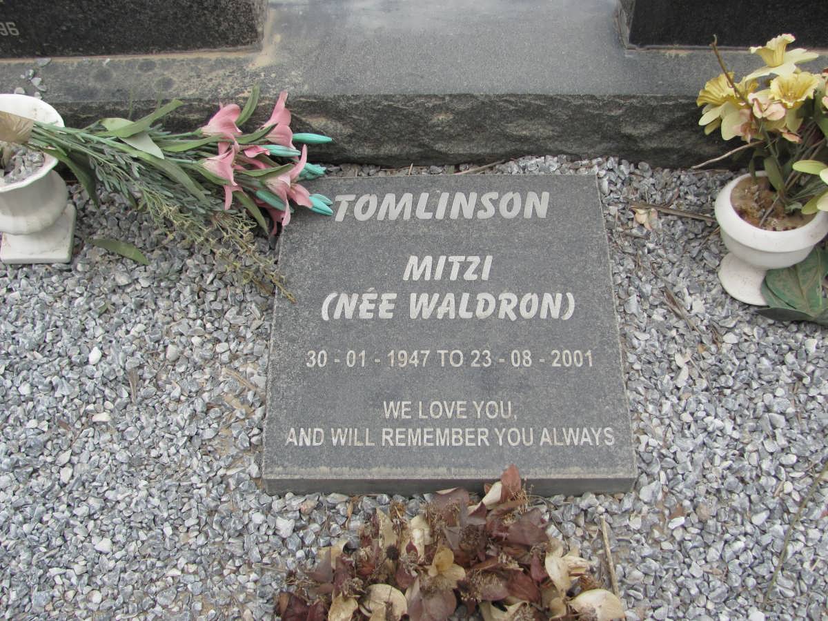 TOMLINSON Mitzi nee WALDRON 1947-2001
