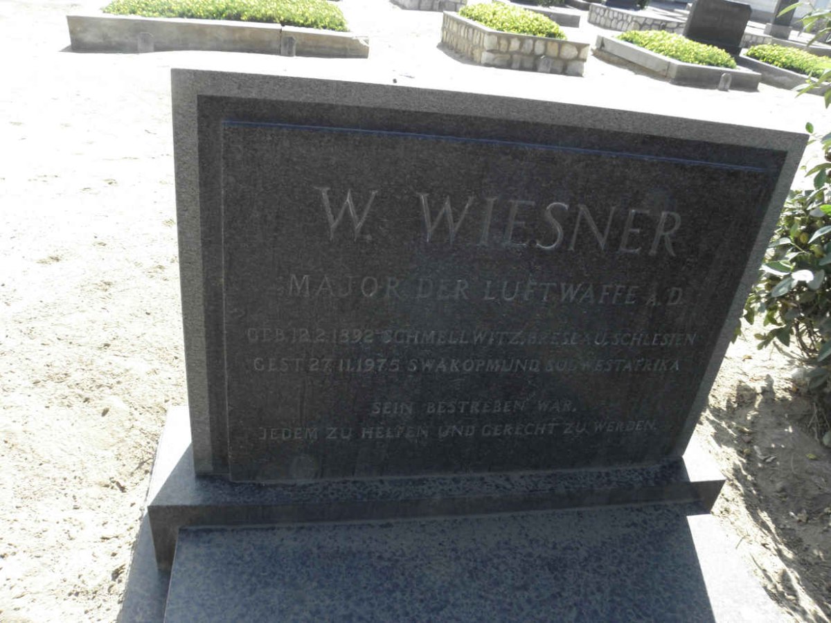 WIESNER W. 1892-1975