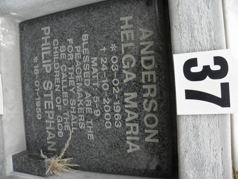 ANDERSON Philip Stephan 1959- &amp; Helga Maria 1963-2000