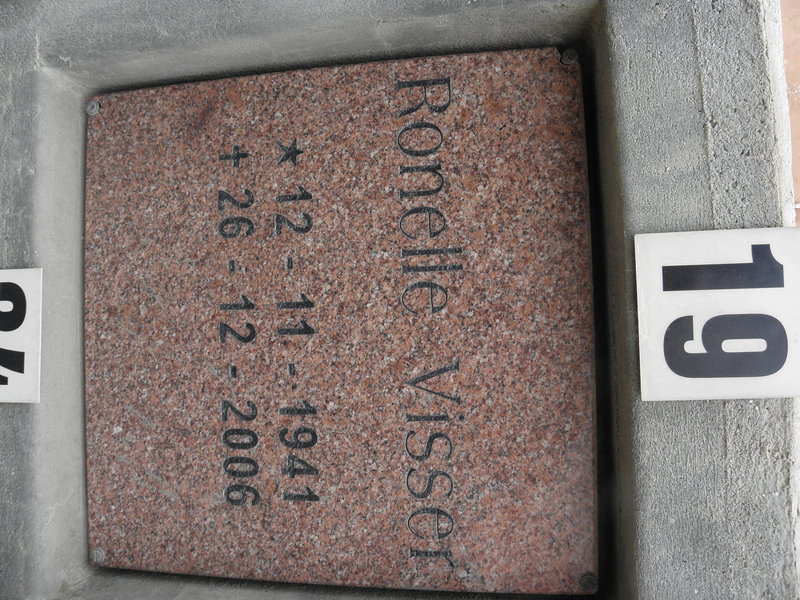 VISSER Ronelle 1941-2006