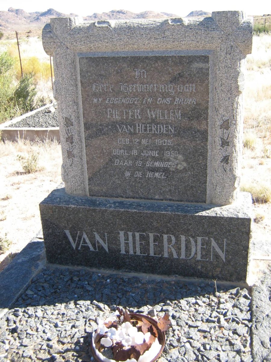 HEERDEN Pieter Willem, van 1905-1950