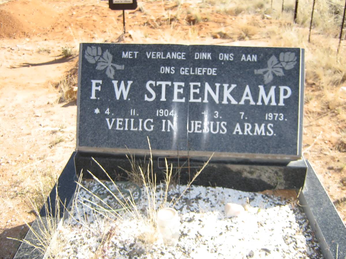 STEENKAMP F.W. 1904-1973
