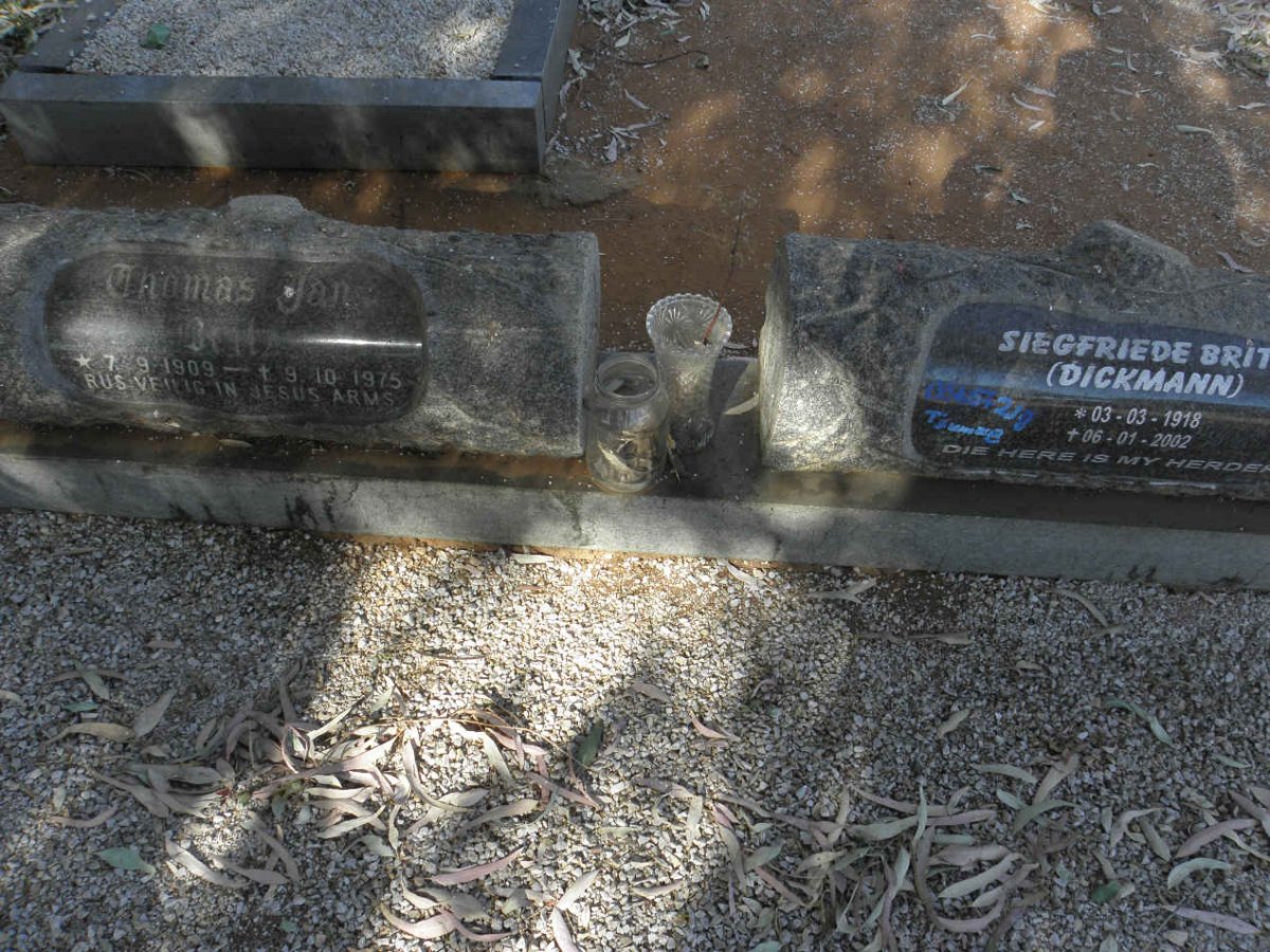 BRITZ Thomas Jan 1909-1975 &amp; Siegfriede DICKMANN 1918-2002