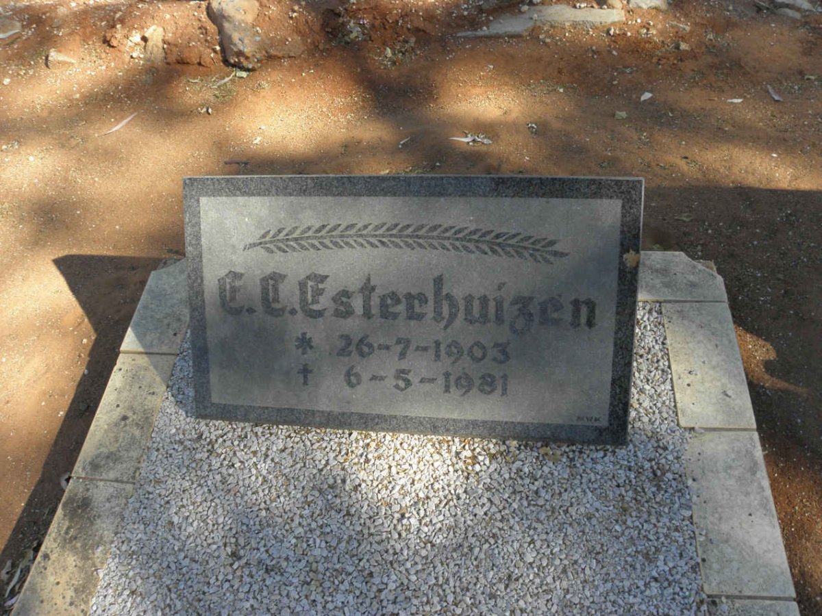 ESTERHUIZEN E.C. 1903-1981