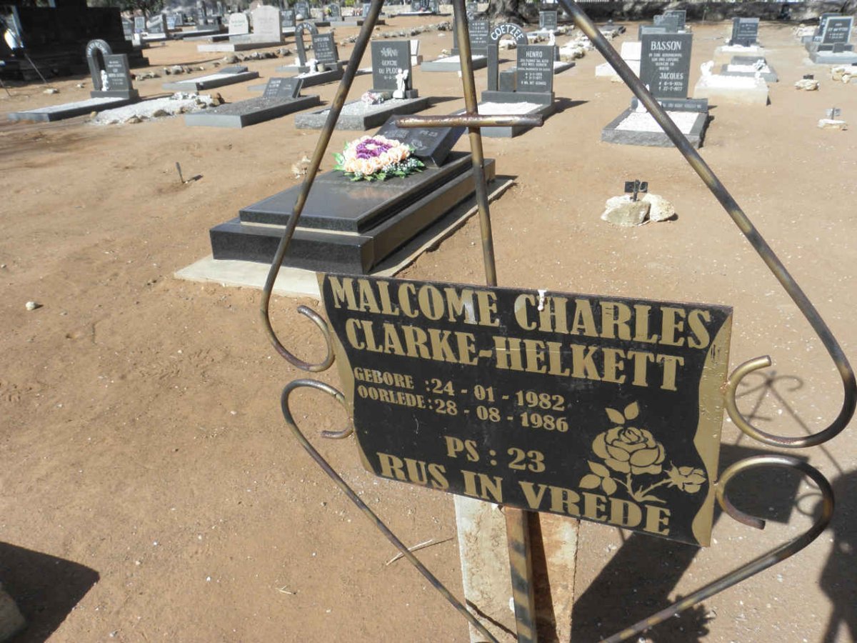 HELKETT Malcome Charles, CLARKE 1982-1986