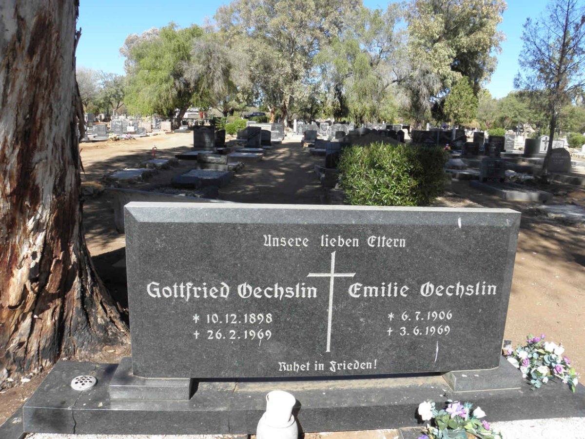 OECHSLIN Gottfried 1898-1969 &amp; Emilie 1906-1969