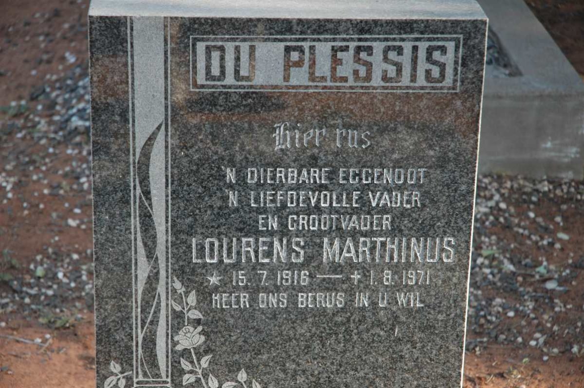 PLESSIS Lourens Marthinus, du 1916-1971