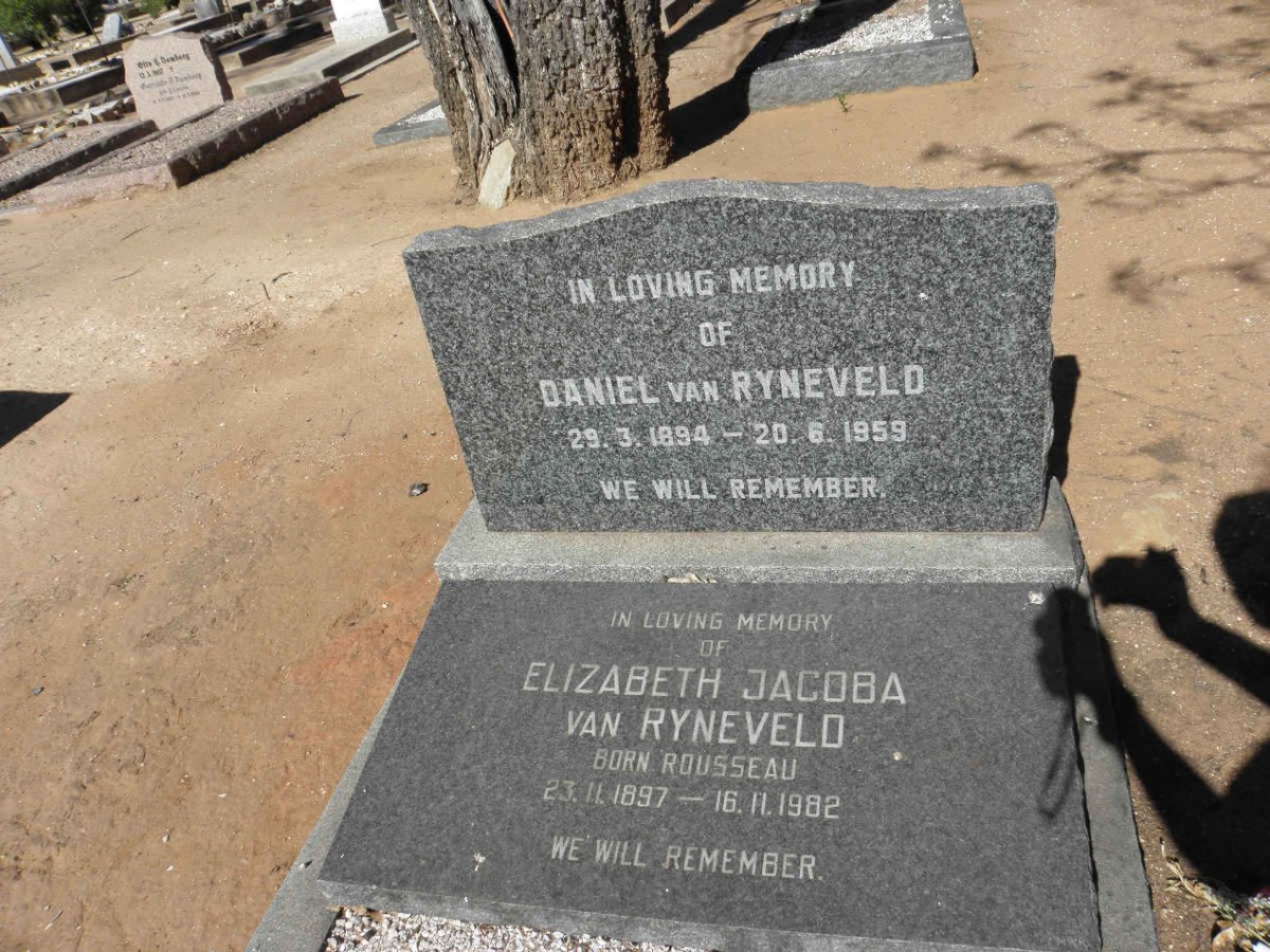 RYNEVELD Daniel, van 1894-1959 &amp; Elizabeth Jacoba ROUSSEAU 1897-1982