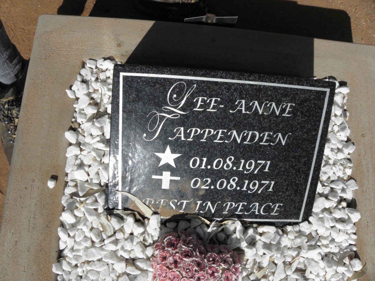 TAPPENDEN Lee-Anne 1971-1971
