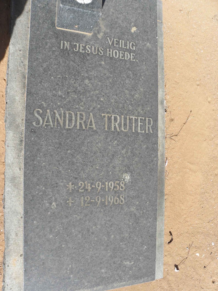 TRUTER Sandra 1958-1968