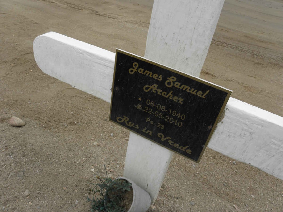 ARCHER James Samuel 1940-2010