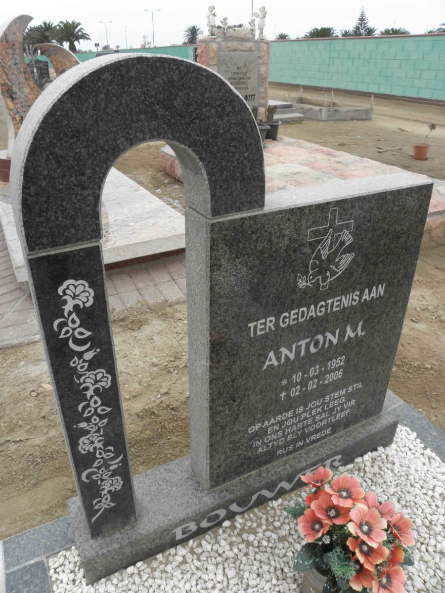 BOUWER Anton M. 1952-2006