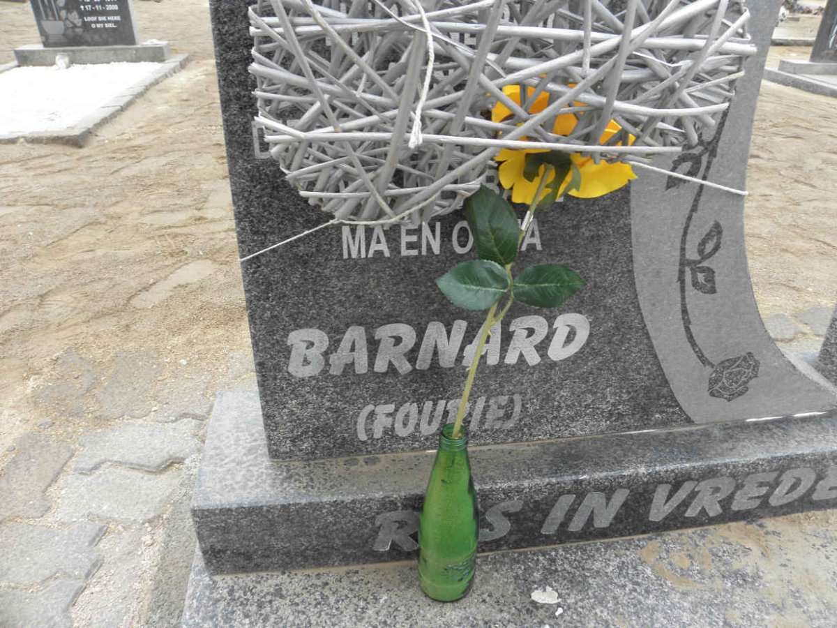 BARNARD Hannie nee FOURIE 1922-2002