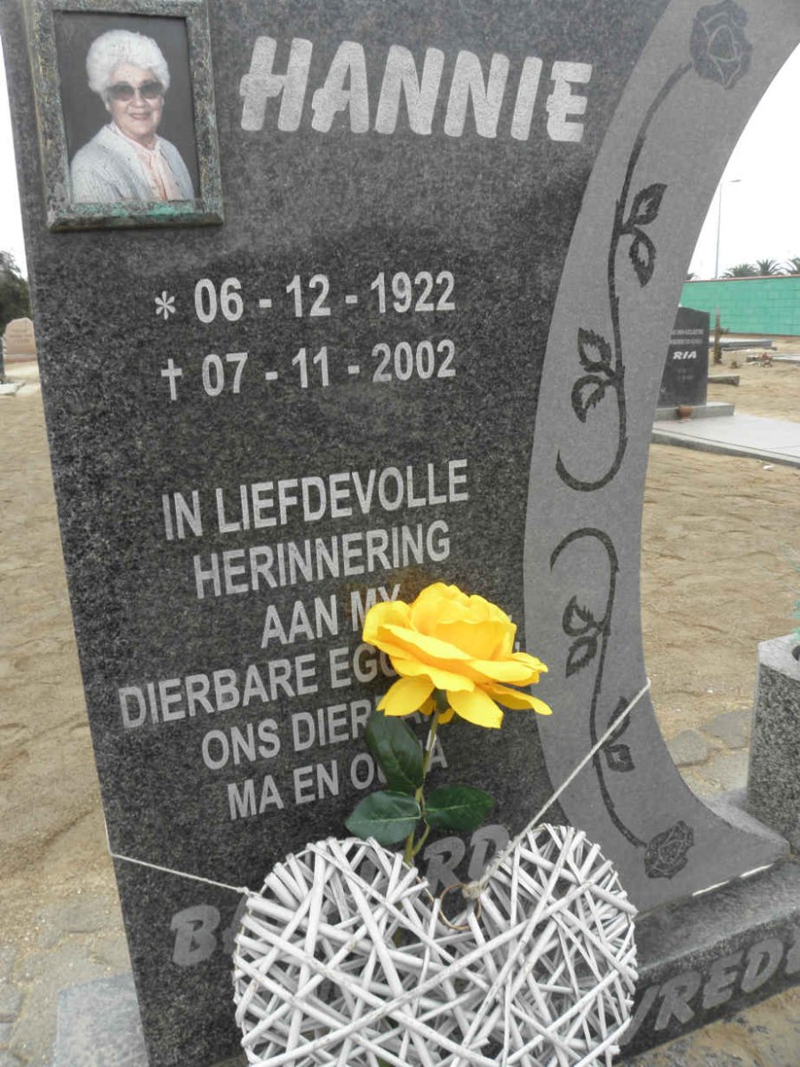 BARNARD Hannie nee FOURIE 1922-2002