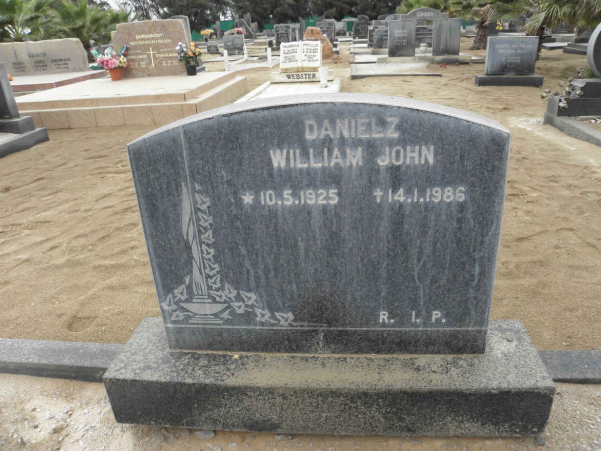 DANIELZ William John 1925-1986