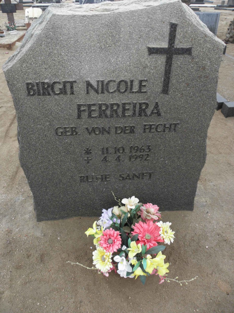 FERREIRA Birgit Nicole nee VON DER FECHT 1963-1992