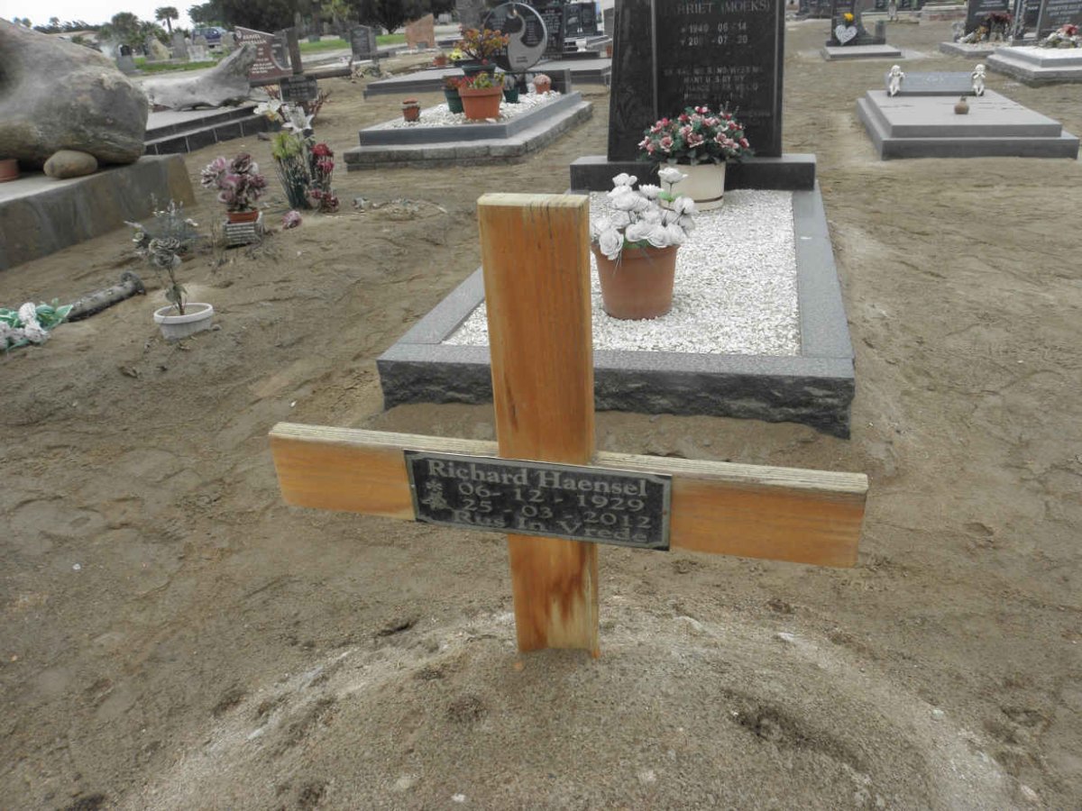 HAENSEL Richard 1929-2012