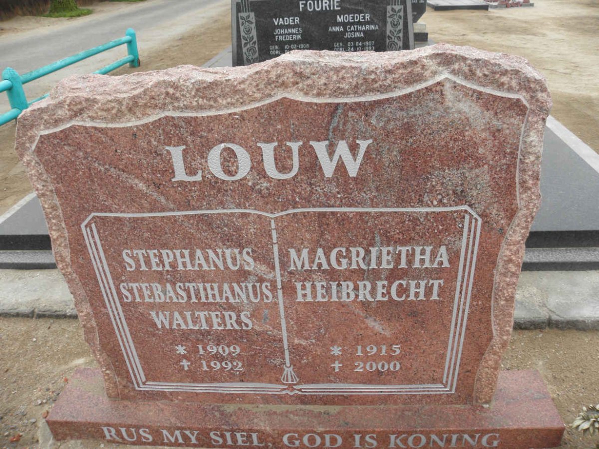 LOUW Stephanus Stebastihanus Walters 1909-1992 &amp; Magrietha Heibrecht 1915-2000