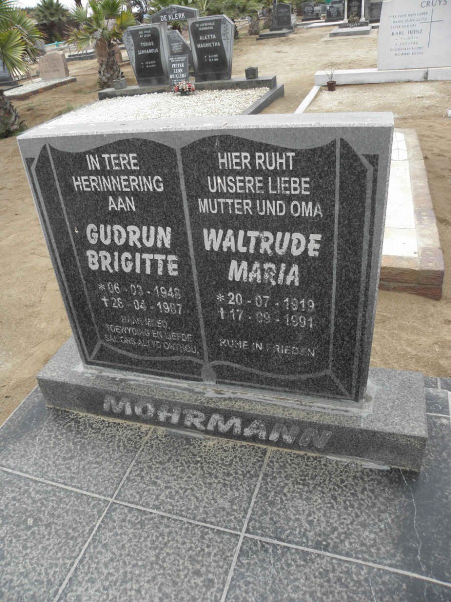 MOHRMANN Waltrude Maria 1919-1991 :: MOHRMANN Gudrun Brigitte 1948-1987