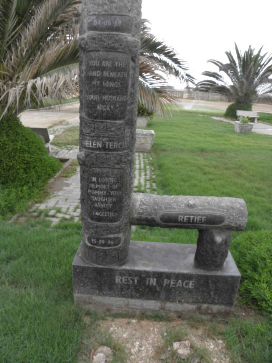 RETIEF Helen Tercia 1969-1998