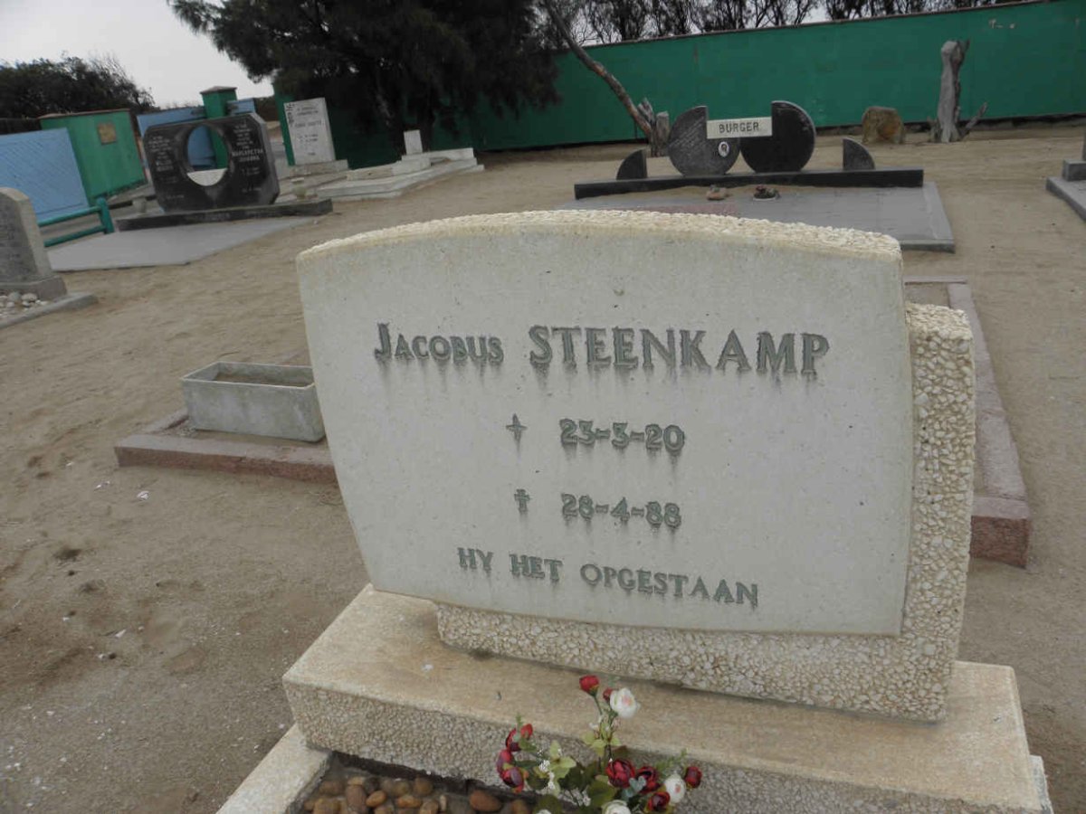 STEENKAMP Jacobus 1920-1988
