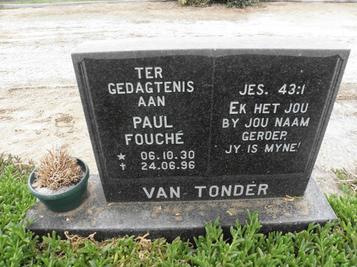 TONDER Paul Fouche, van 1930-1996 